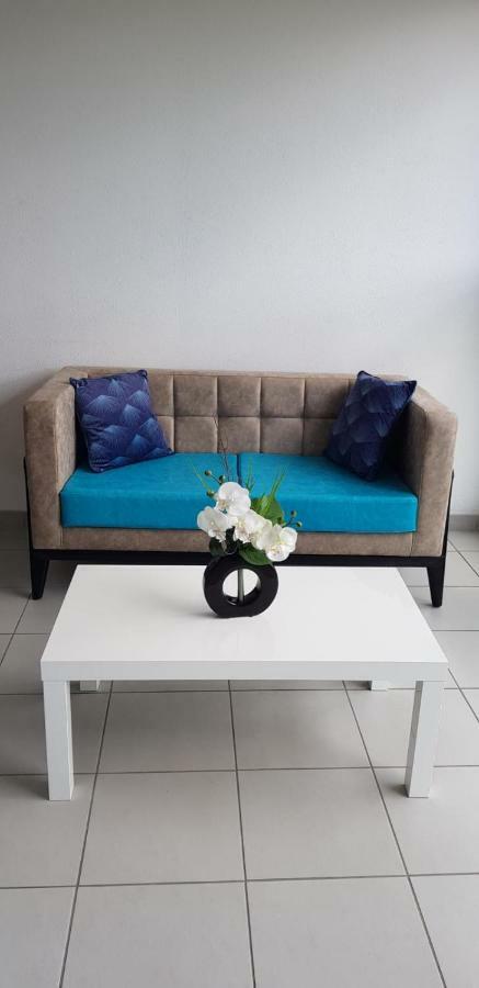 Studio Meuble Confortable Baccarat Εξωτερικό φωτογραφία